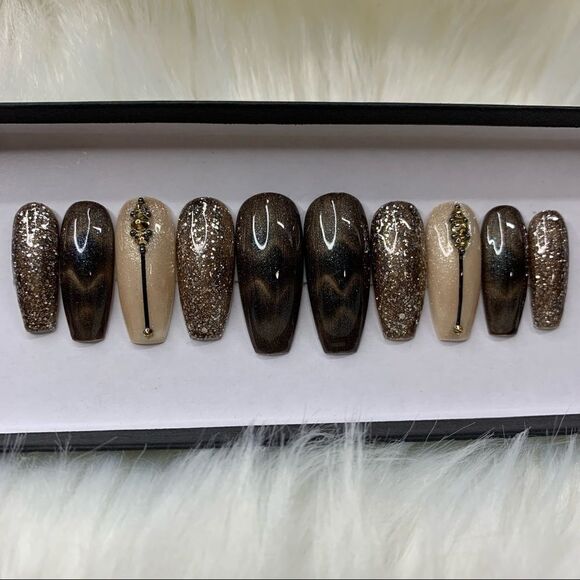 Golden Champagne Custom Press On Nails | High Quality Nails | Handmade - Picture 1 of 12